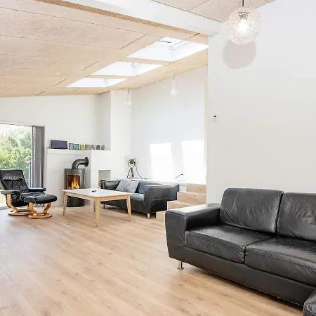 10 Person Holiday In Knebel Skødshoved Strand